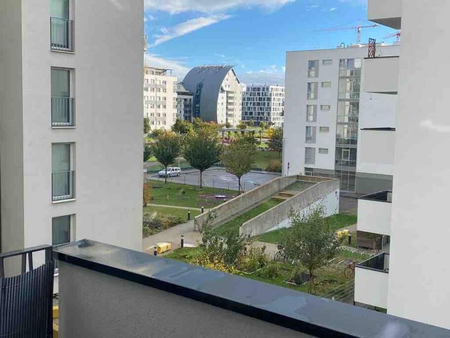Moderne Wohnung In Der Toplage Inkl. Garage Vienna Esterno foto